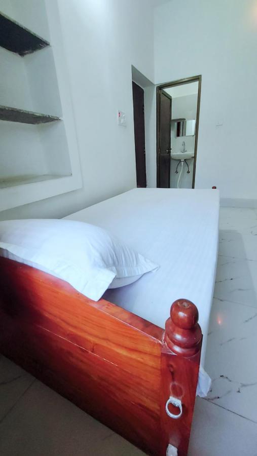 Nilam Guest House Bodh Gaya Exterior foto